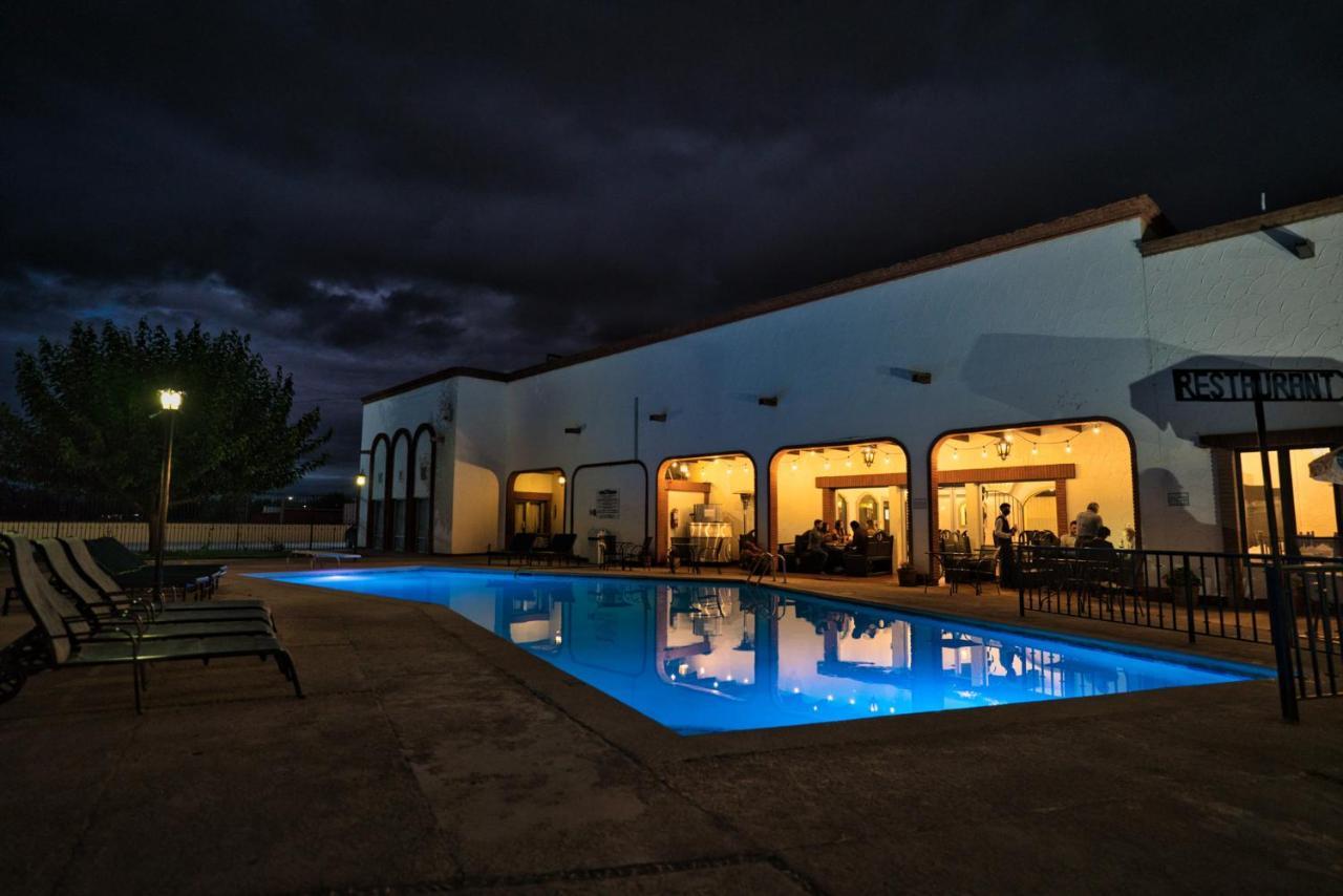 Hotel Hacienda Nuevo Casas Grandes Luaran gambar