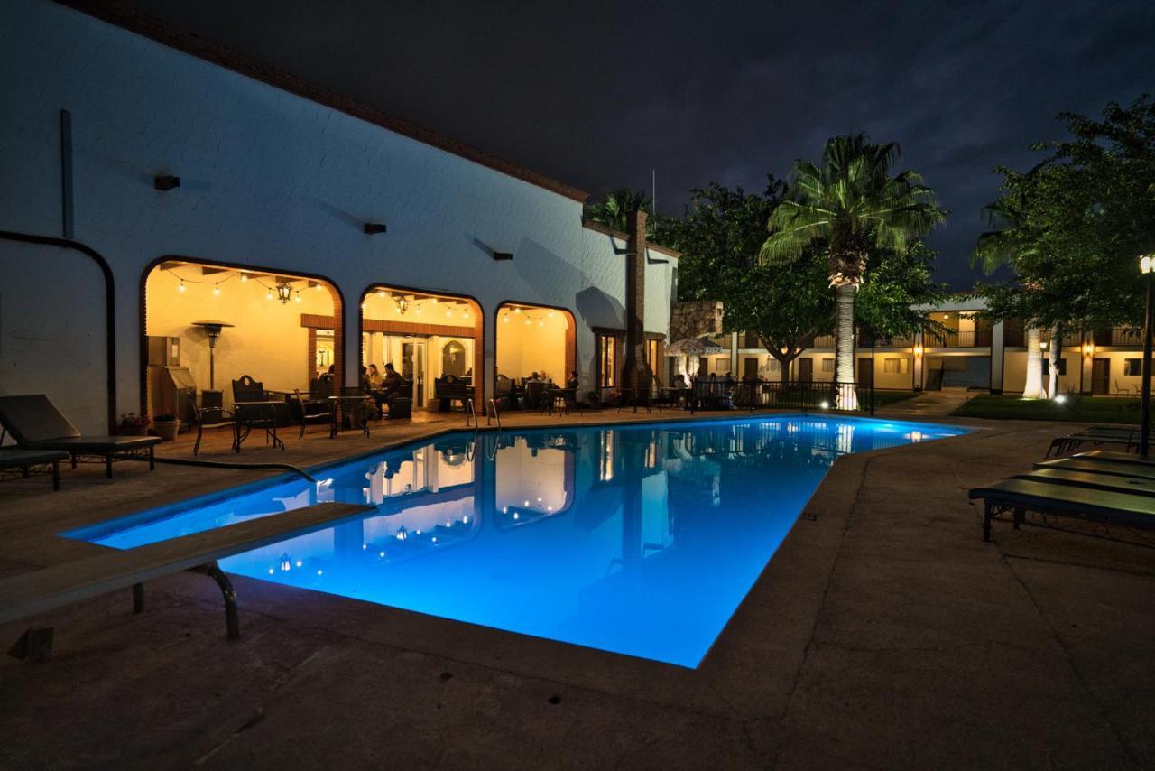 Hotel Hacienda Nuevo Casas Grandes Luaran gambar