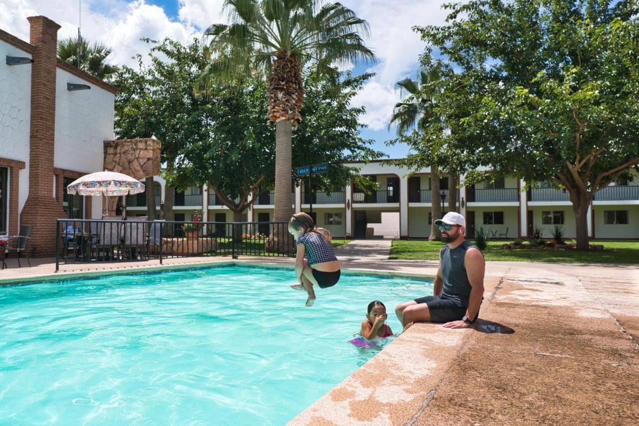 Hotel Hacienda Nuevo Casas Grandes Luaran gambar